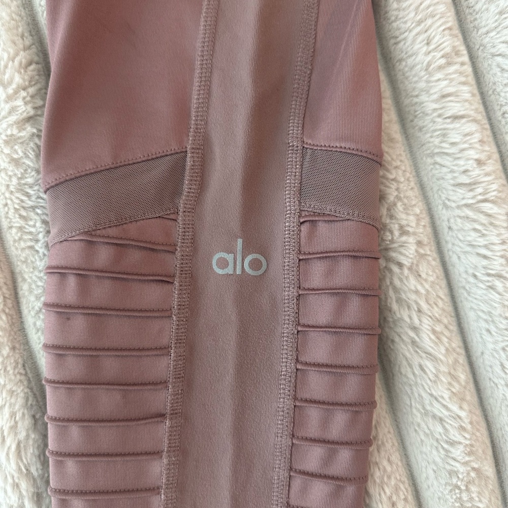 Alo Mauve Leggings